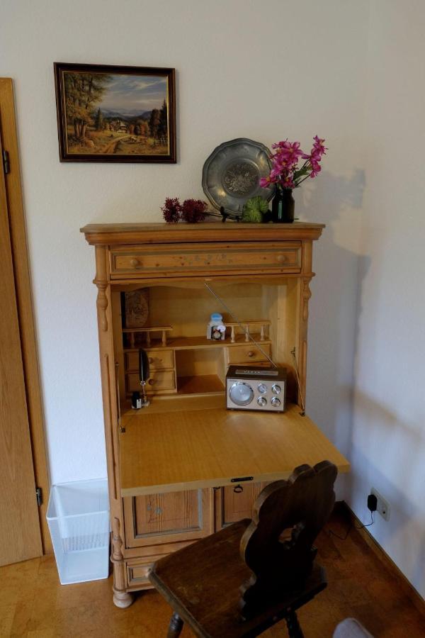Schwarzwild - Ferienwohnung Und Ferienzimmer Байерсброн Екстериор снимка