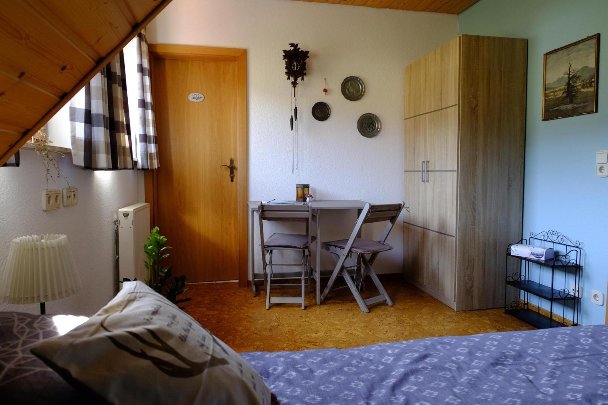 Schwarzwild - Ferienwohnung Und Ferienzimmer Байерсброн Екстериор снимка